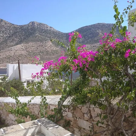 Tina's House Outstanding Seaside House Kamares Sifnos Casa vacanze *